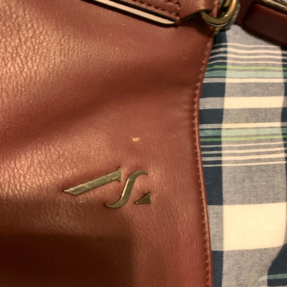 Simply Vera wang bag - Picture 2 of 8